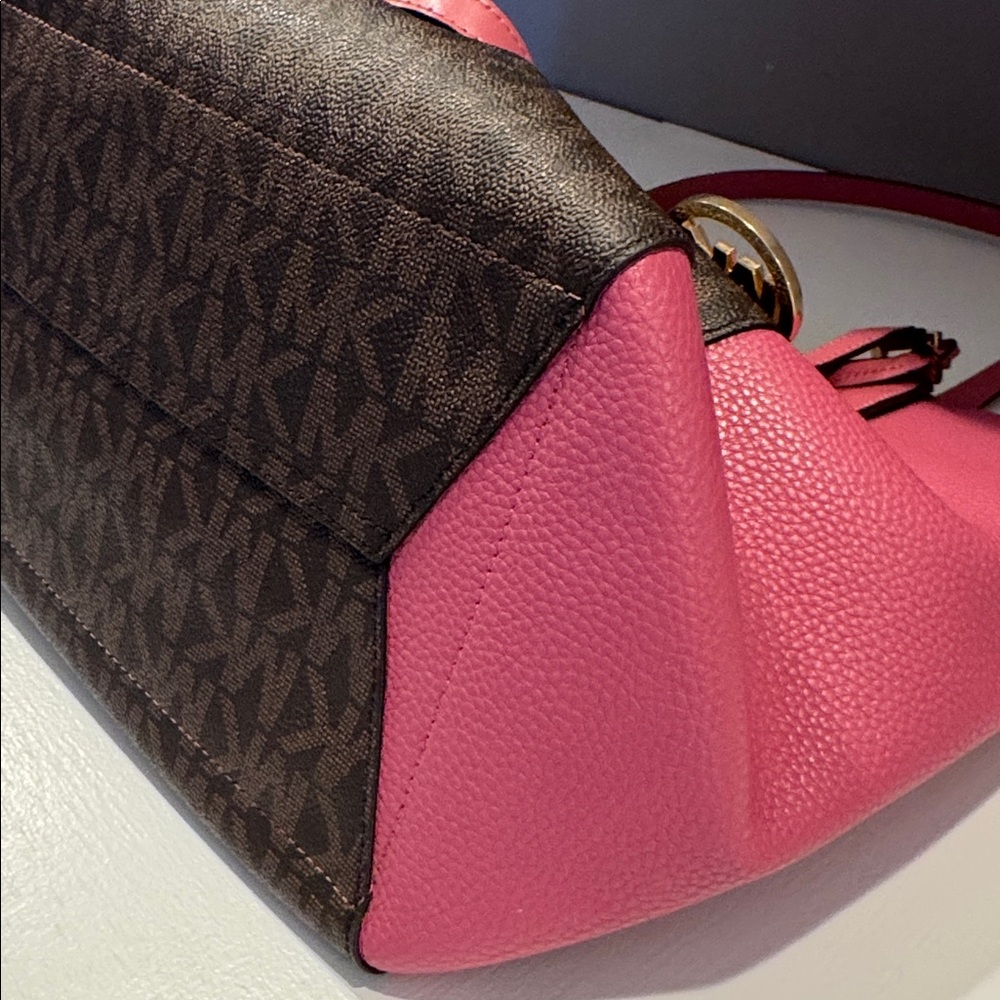 Michael Kors Pink and Brown Tote Bag - Picture 6 of 8